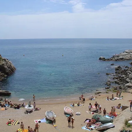 Lets Holidays Beachfront Tossa de Mar