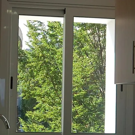 Lets Holidays Beachfront Apartment