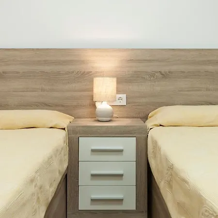 Lets Holidays Beachfront * Tossa de Mar